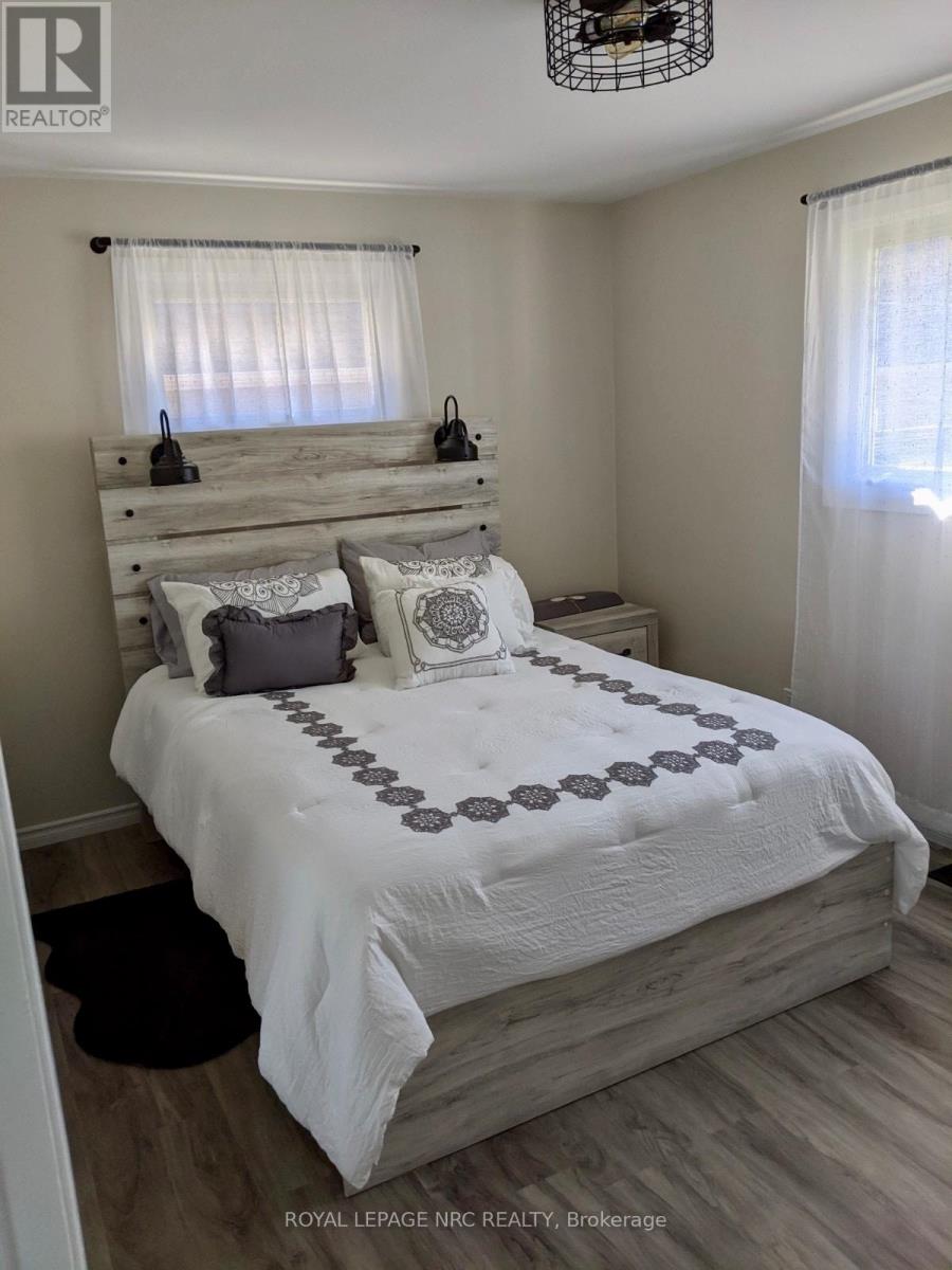8 Firelane 2b, Niagara-On-The-Lake, Ontario  L0S 1J0 - Photo 10 - X12397560