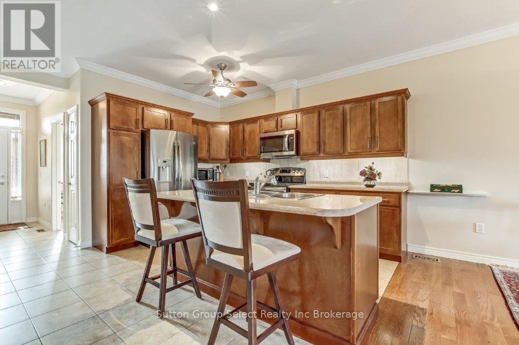 52 - 578 Spitfire Street, Woodstock, Ontario  N4T 0C2 - Photo 6 - X12397559