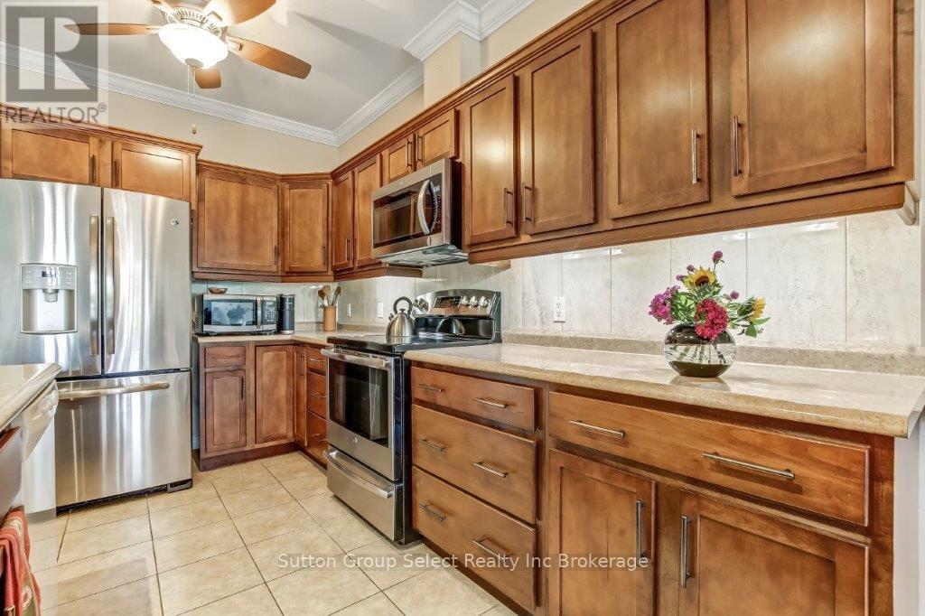 52 - 578 Spitfire Street, Woodstock, Ontario  N4T 0C2 - Photo 7 - X12397559