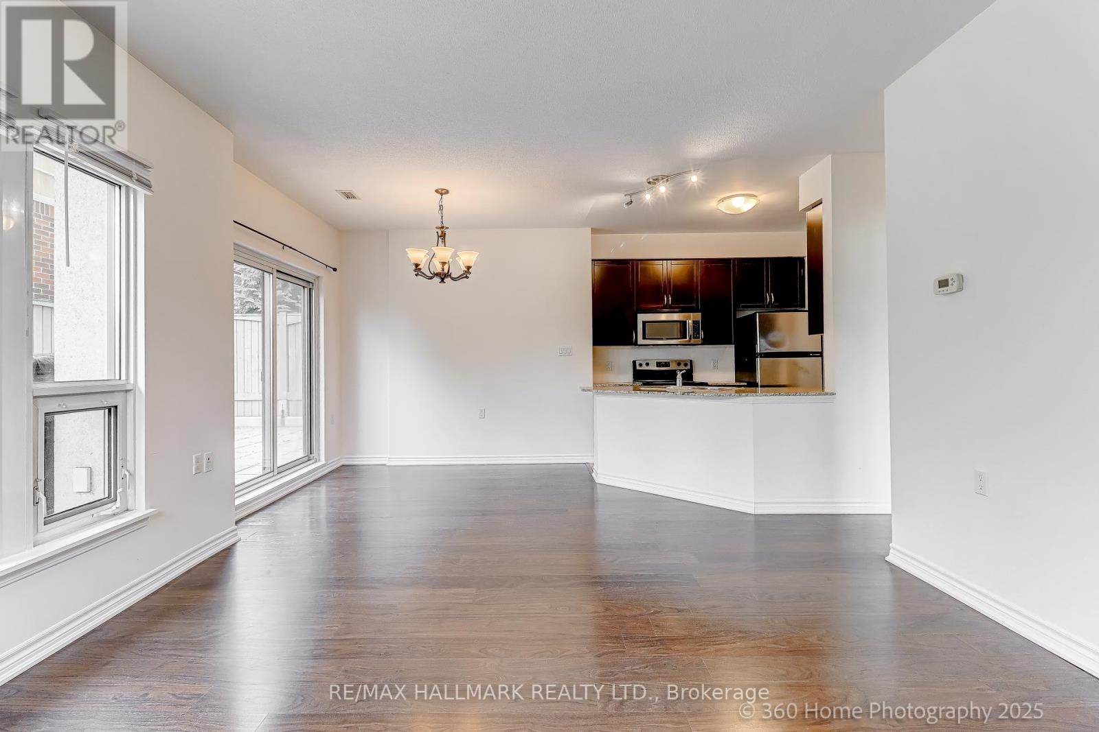 105 - 872 Sheppard Avenue W, Toronto, Ontario  M3H 5V5 - Photo 7 - C12397392