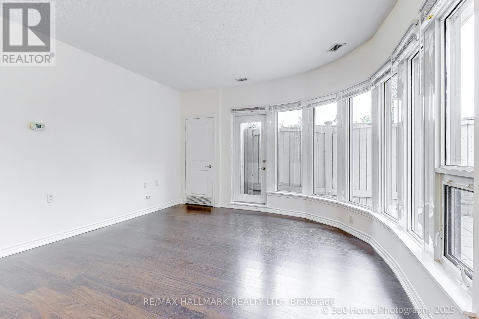 105 - 872 Sheppard Avenue W, Toronto, Ontario  M3H 5V5 - Photo 9 - C12397392