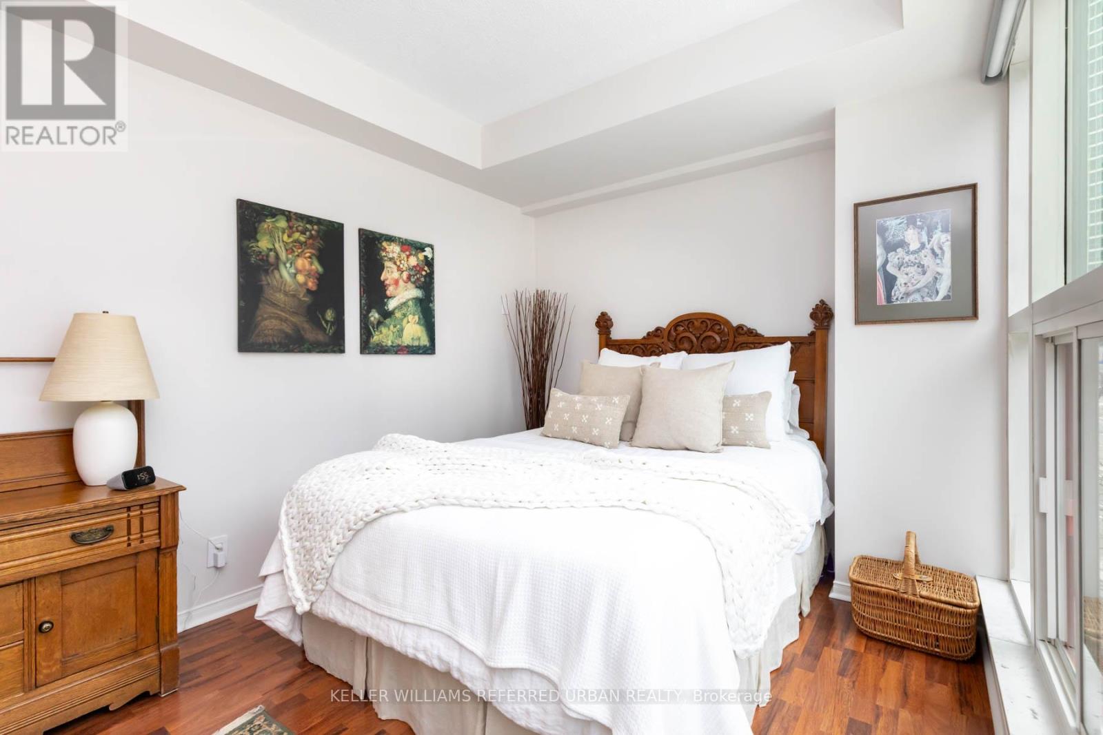302 - 77 Harbour Square, Toronto, Ontario  M5J 2S2 - Photo 17 - C12397415