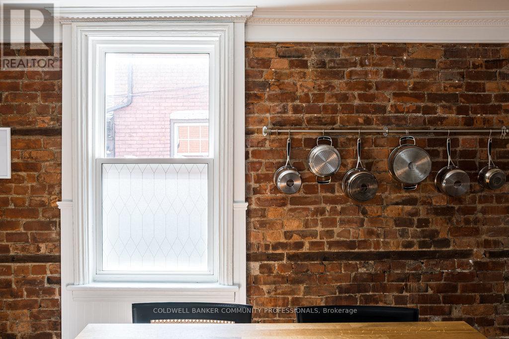 52 Emerald Street N, Hamilton, Ontario  L8L 5K3 - Photo 27 - X12397228