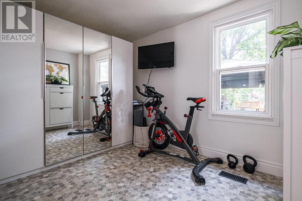 52 Emerald Street N, Hamilton, Ontario  L8L 5K3 - Photo 28 - X12397228