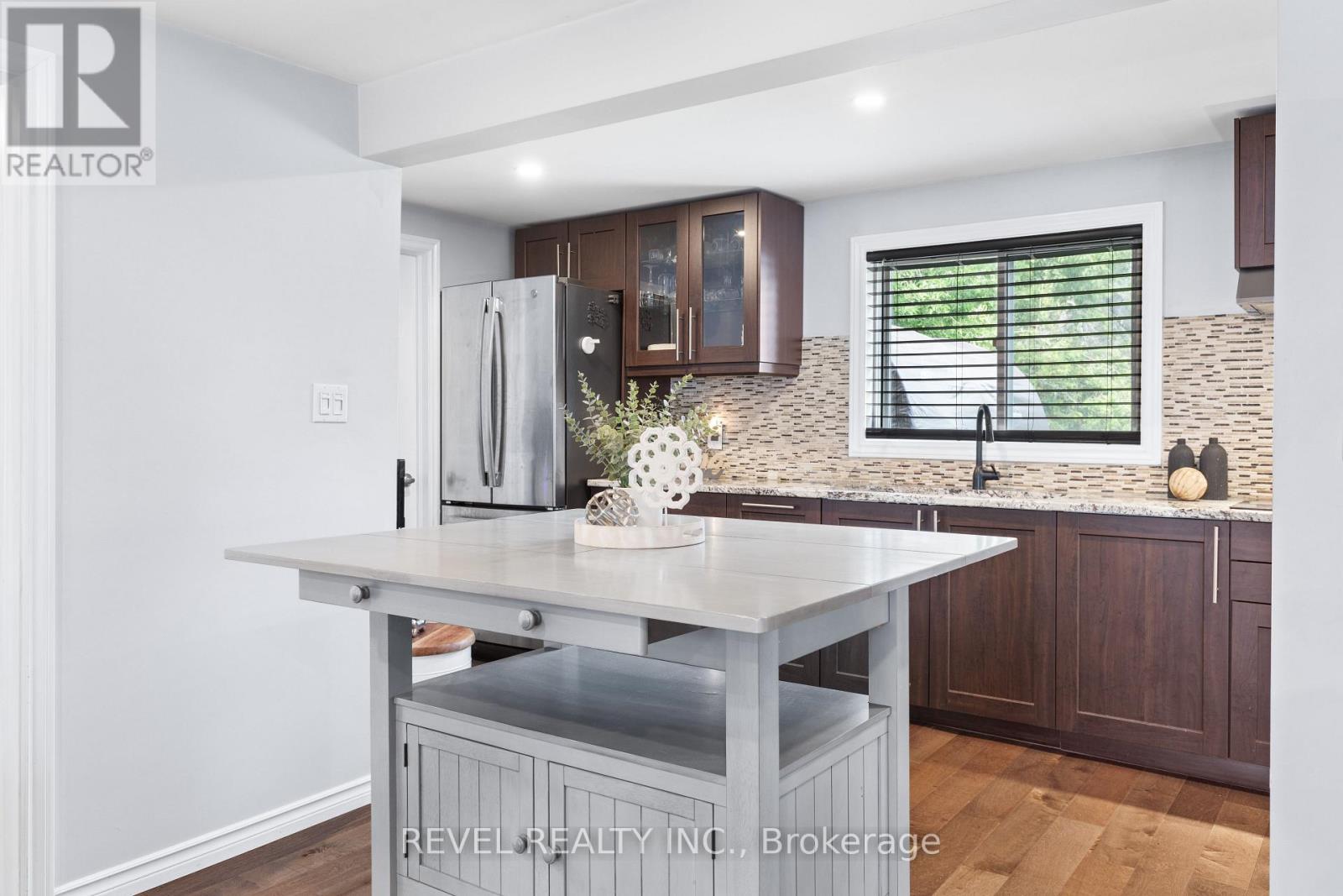 411 Long Beach Road, Kawartha Lakes, Ontario  K0M 1G0 - Photo 16 - X12396734