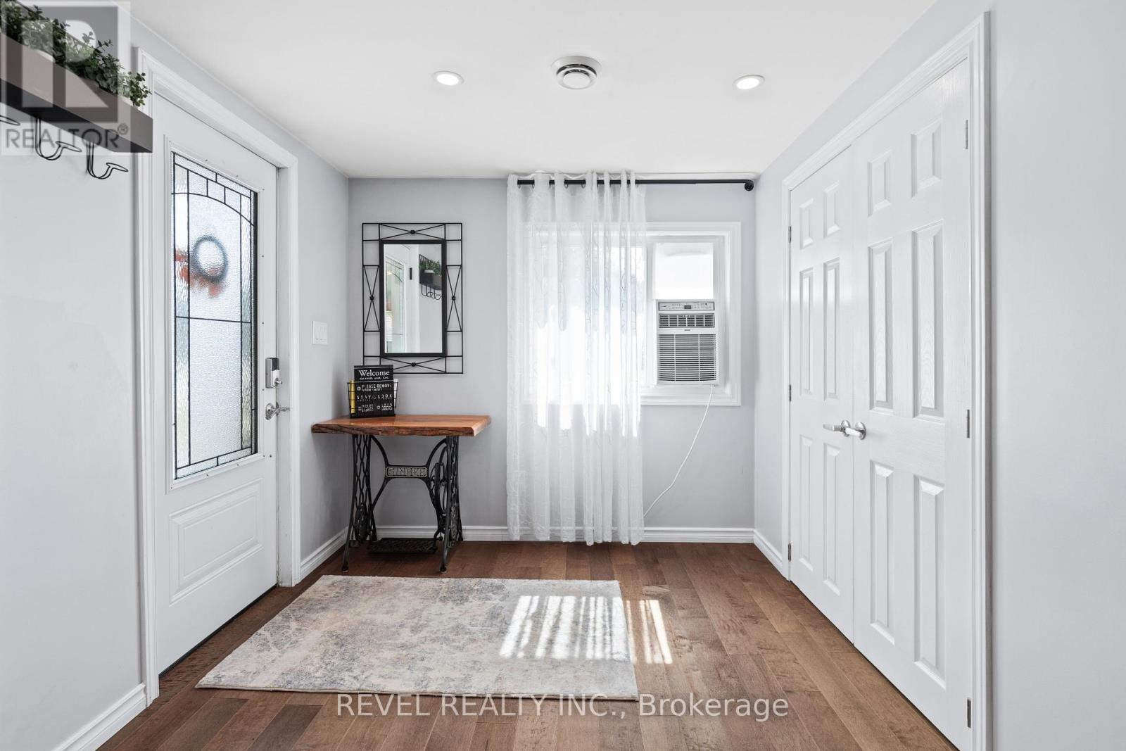 411 Long Beach Road, Kawartha Lakes, Ontario  K0M 1G0 - Photo 6 - X12396734