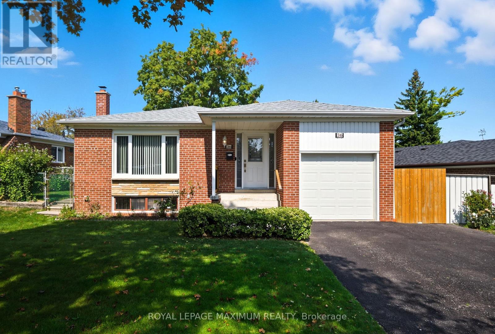36 Boarhill Drive, Toronto, Ontario  M1S 2M3 - Photo 1 - E12397394
