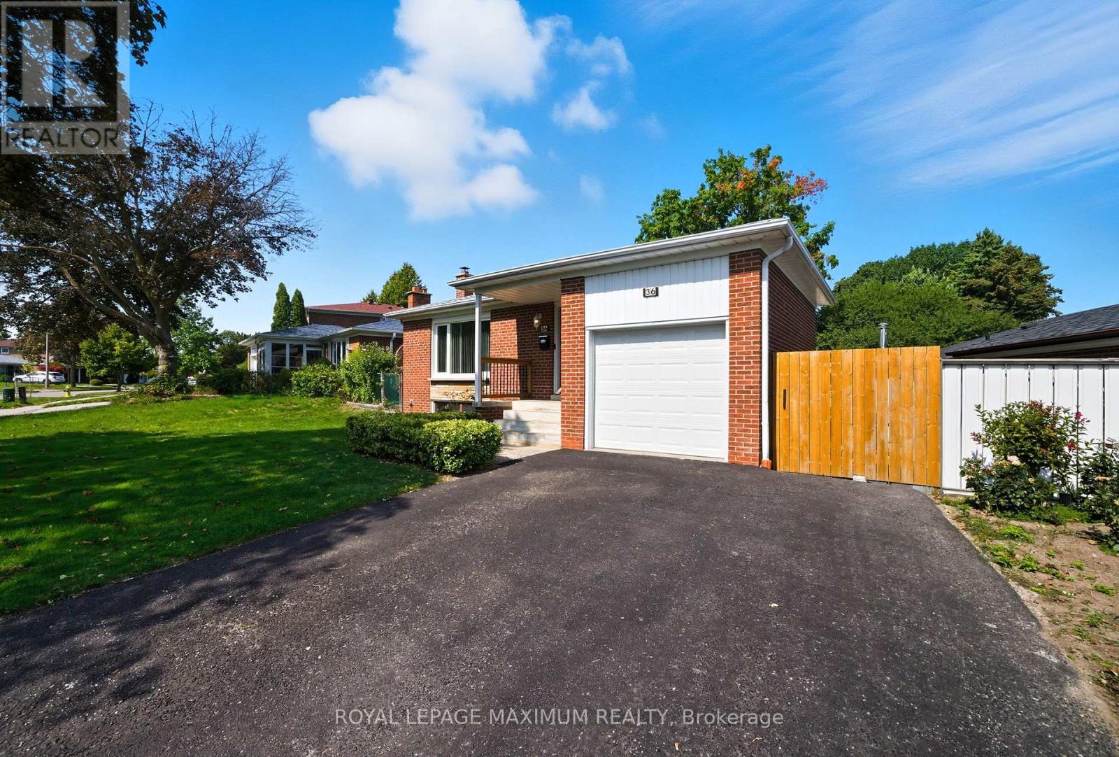 36 Boarhill Drive, Toronto, Ontario  M1S 2M3 - Photo 5 - E12397394
