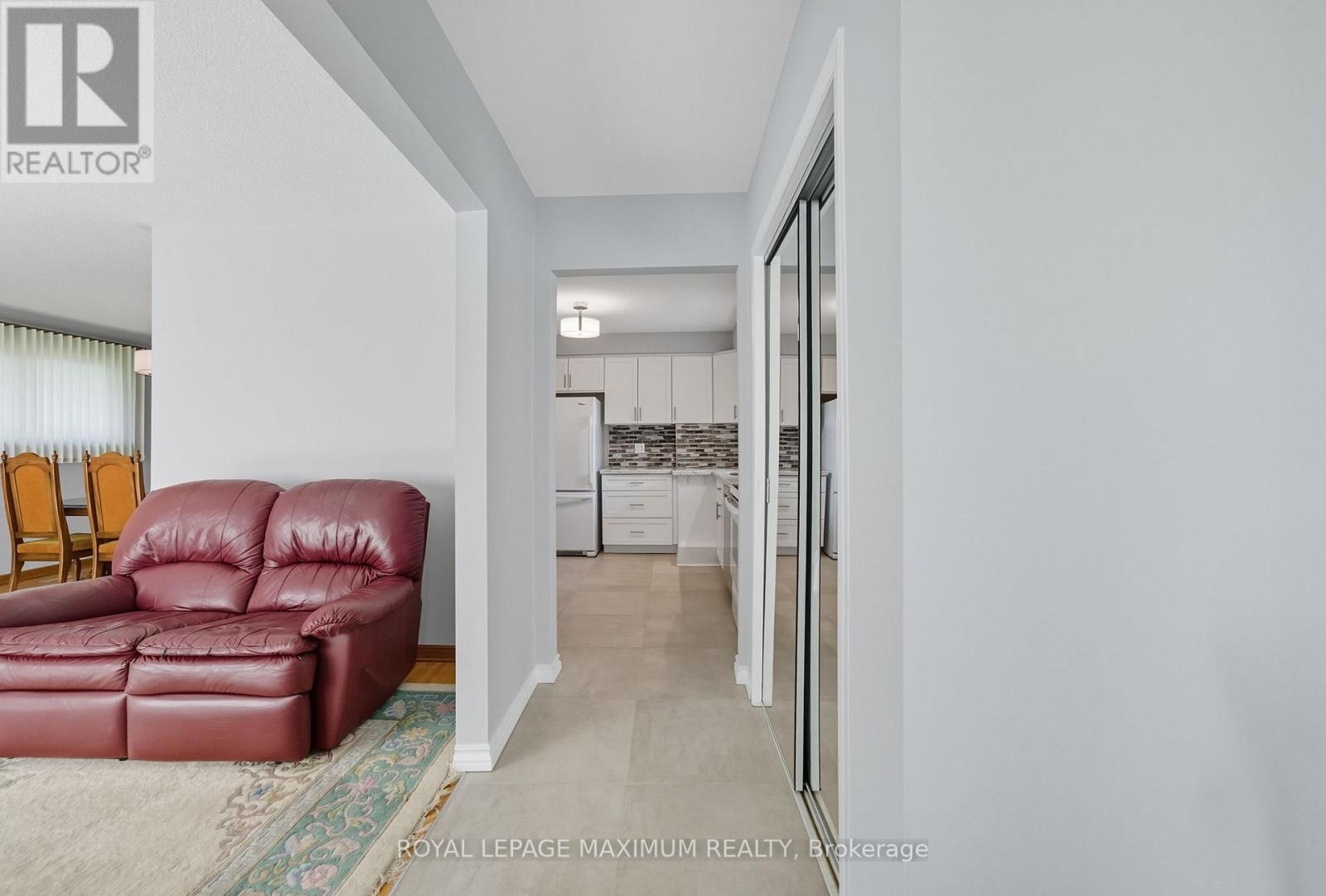 36 Boarhill Drive, Toronto, Ontario  M1S 2M3 - Photo 9 - E12397394