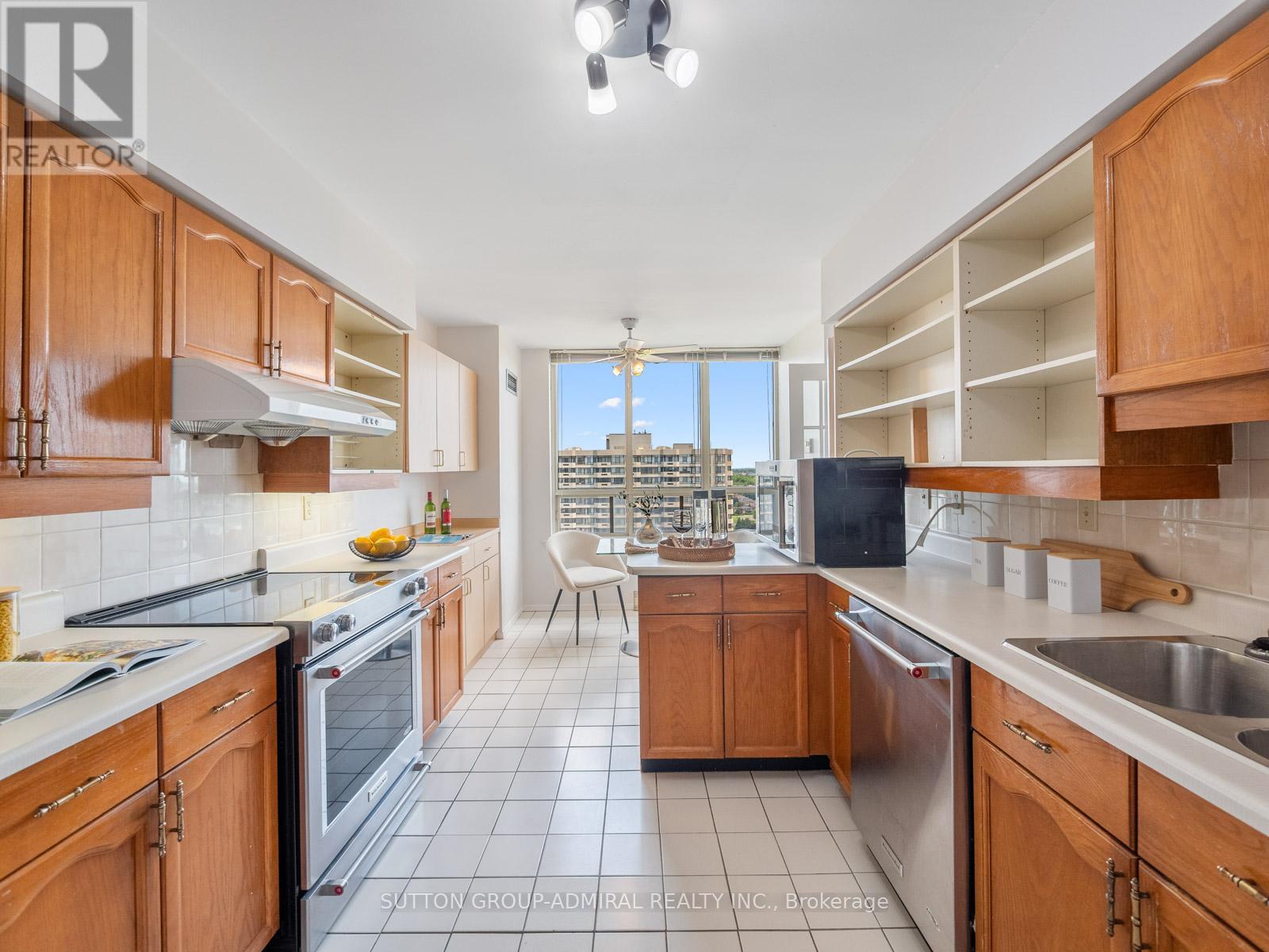 1904 - 175 Bamburgh Circle, Toronto, Ontario  M1W 3X8 - Photo 8 - E12397420