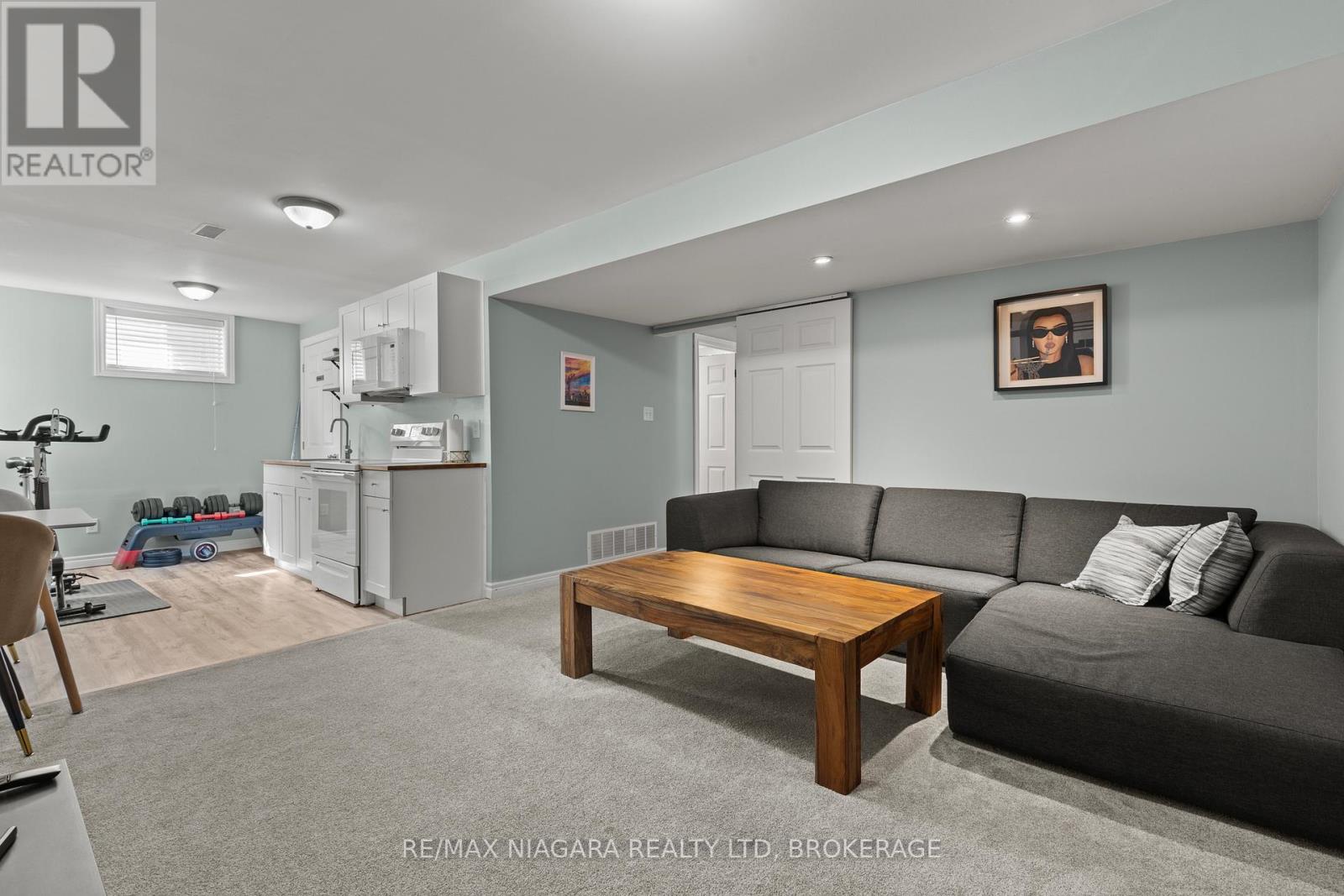 25 Bianca Drive, Niagara-On-The-Lake (Virgil), Ontario  L0S 1T0 - Photo 23 - X12396620