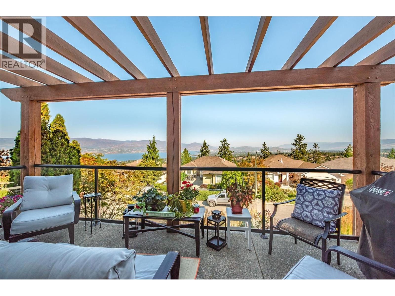 755 South Crest Drive Kelowna Photo 11