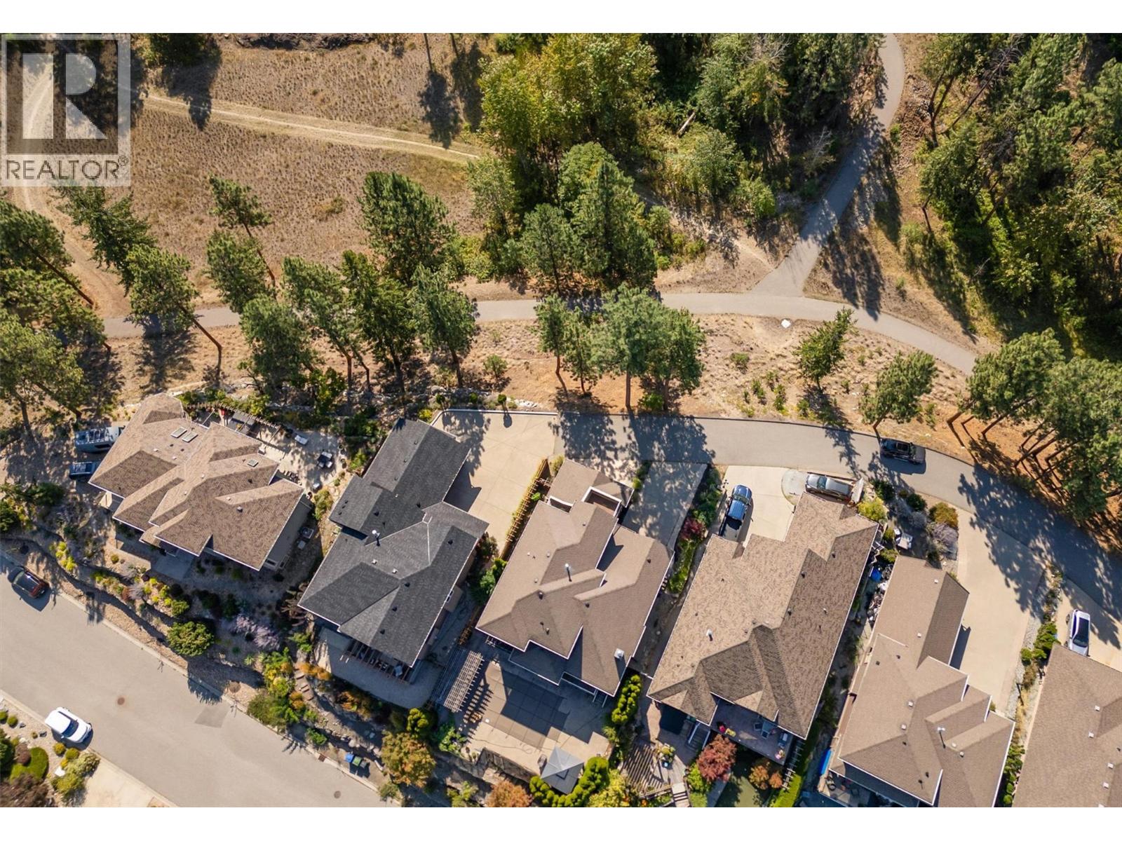 755 South Crest Drive Kelowna Photo 4
