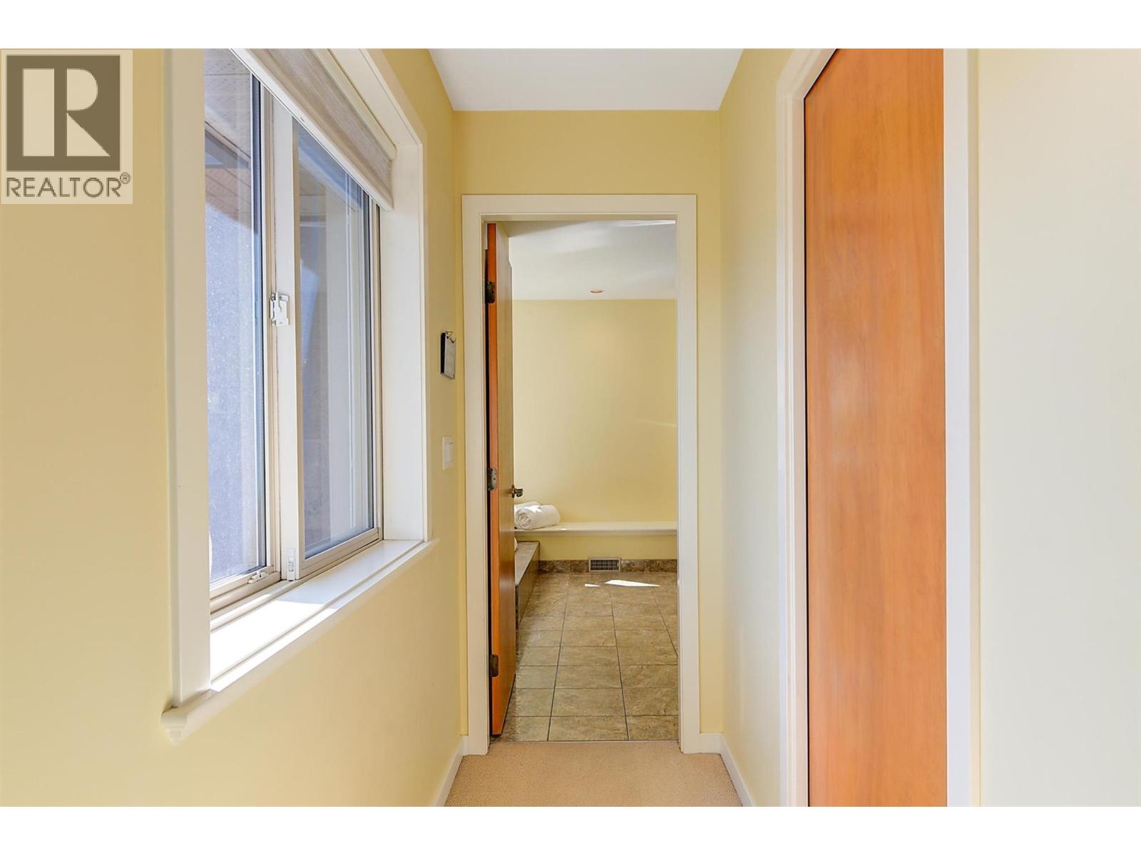 755 South Crest Drive Kelowna Photo 51