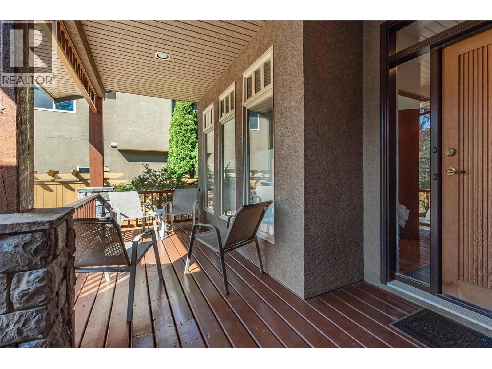 755 South Crest Drive Kelowna Photo 8