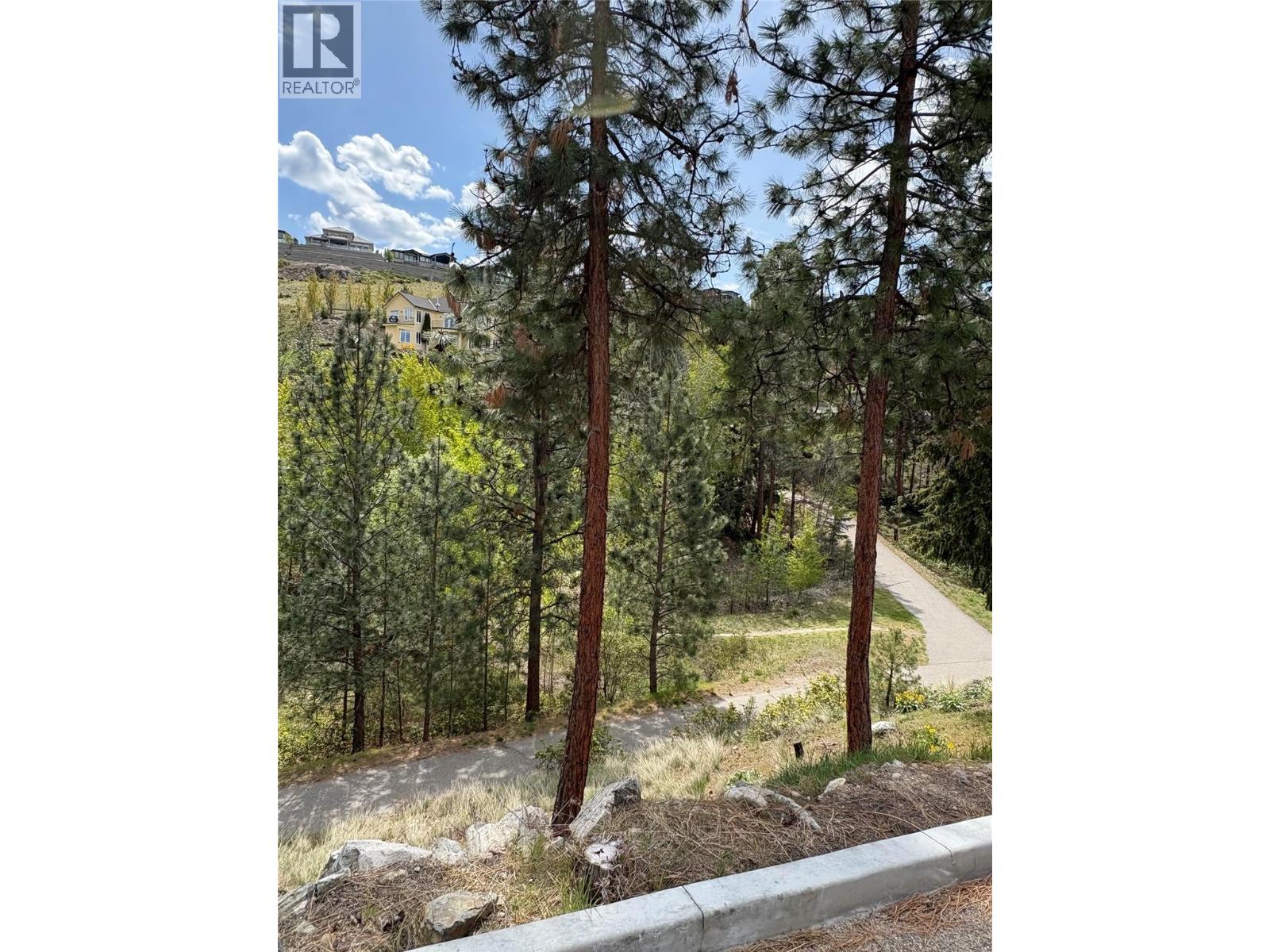 755 South Crest Drive Kelowna Photo 81