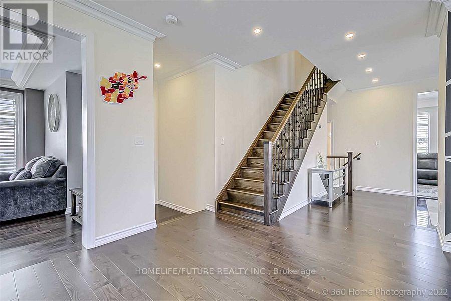 1589 Angus Street, Innisfil, Ontario  L9S 0J9 - Photo 17 - N12397396