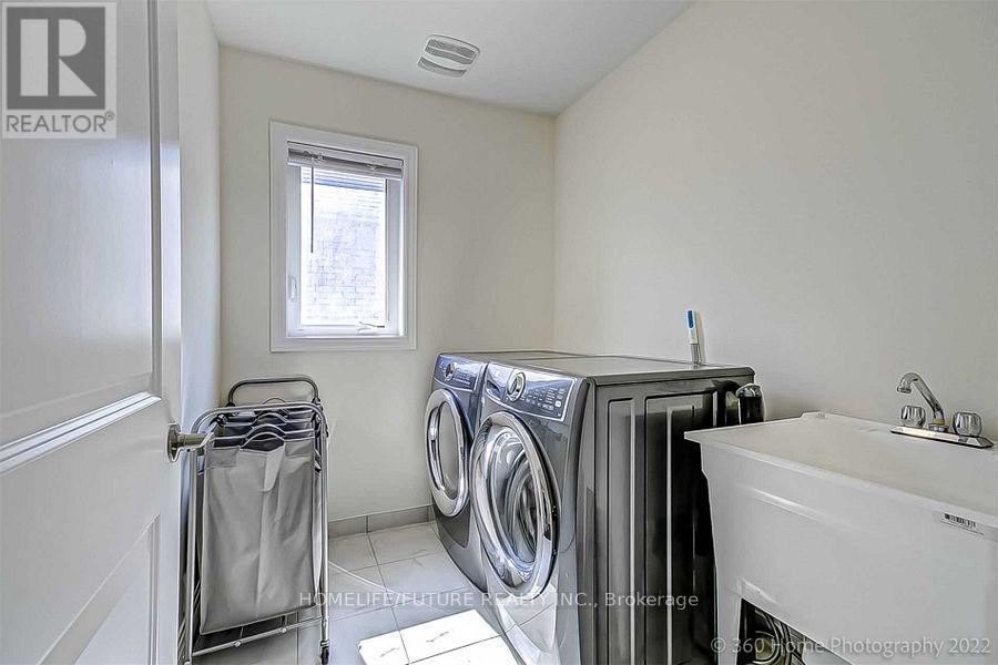 1589 Angus Street, Innisfil, Ontario  L9S 0J9 - Photo 23 - N12397396