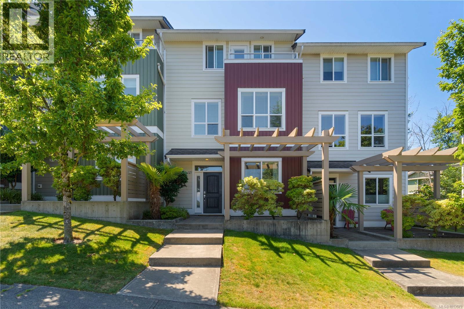 2 6115 Glacier Way, Nanaimo, British Columbia