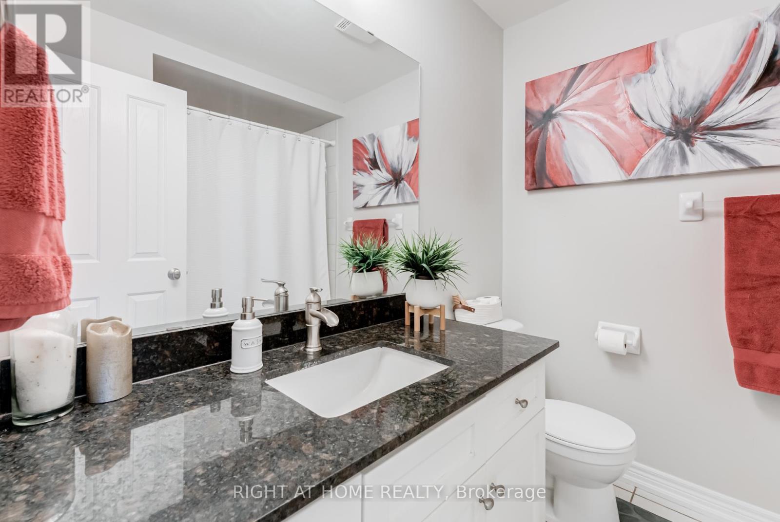 47 - 337 Beach Boulevard, Hamilton, Ontario  L8H 6W4 - Photo 14 - X12335700