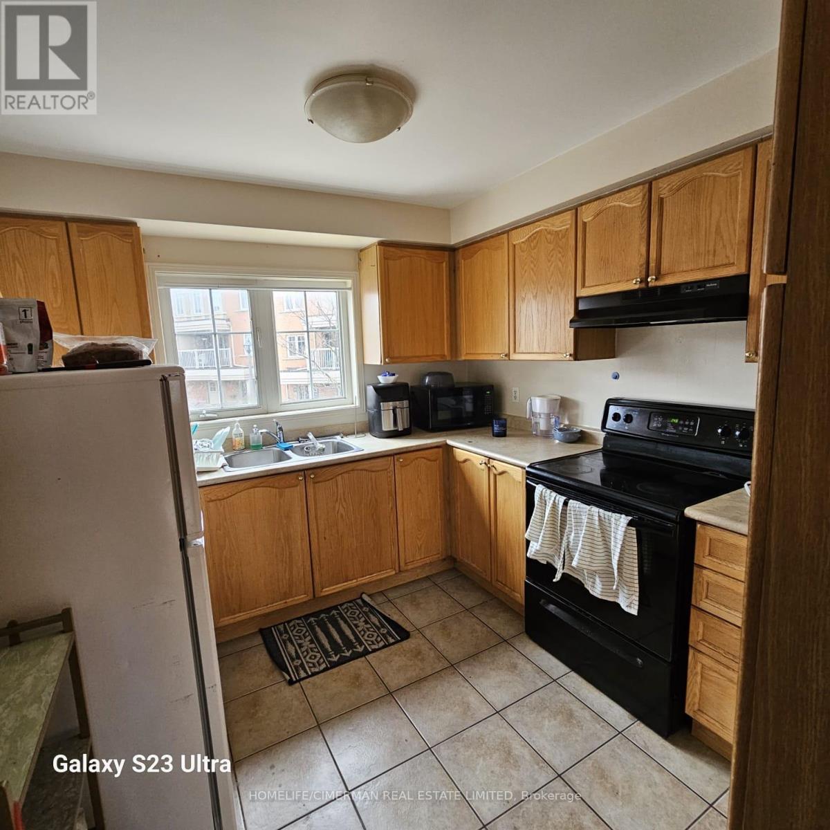 Property at 16 - 365 MURRAY ROSS PARKWAY image 4