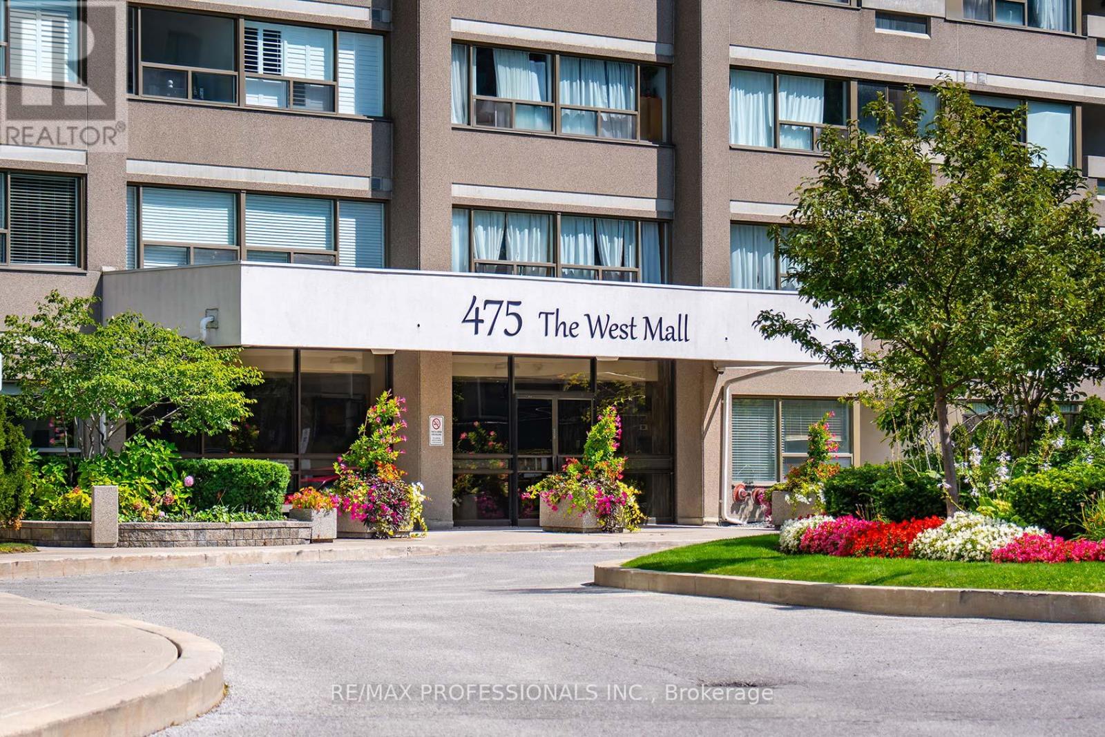 310 - 475 The West Mall, Toronto, Ontario  M9C 4Z3 - Photo 3 - W12397355