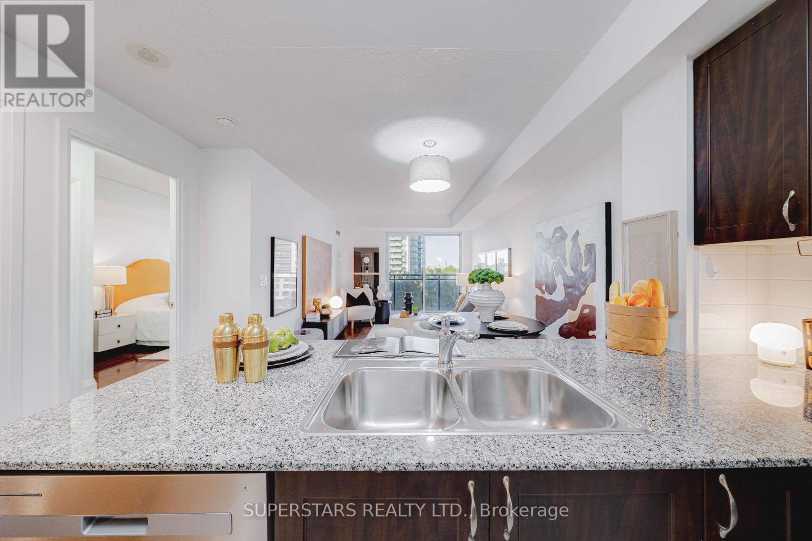 502 - 55 De Boers Drive, Toronto, Ontario  M3J 0G5 - Photo 13 - W12397356