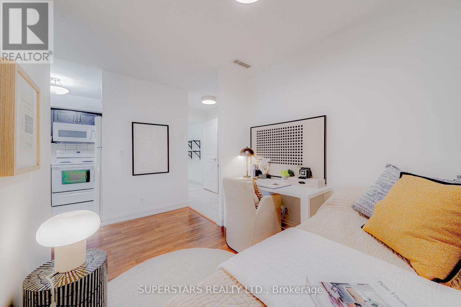 502 - 55 De Boers Drive, Toronto, Ontario  M3J 0G5 - Photo 18 - W12397356