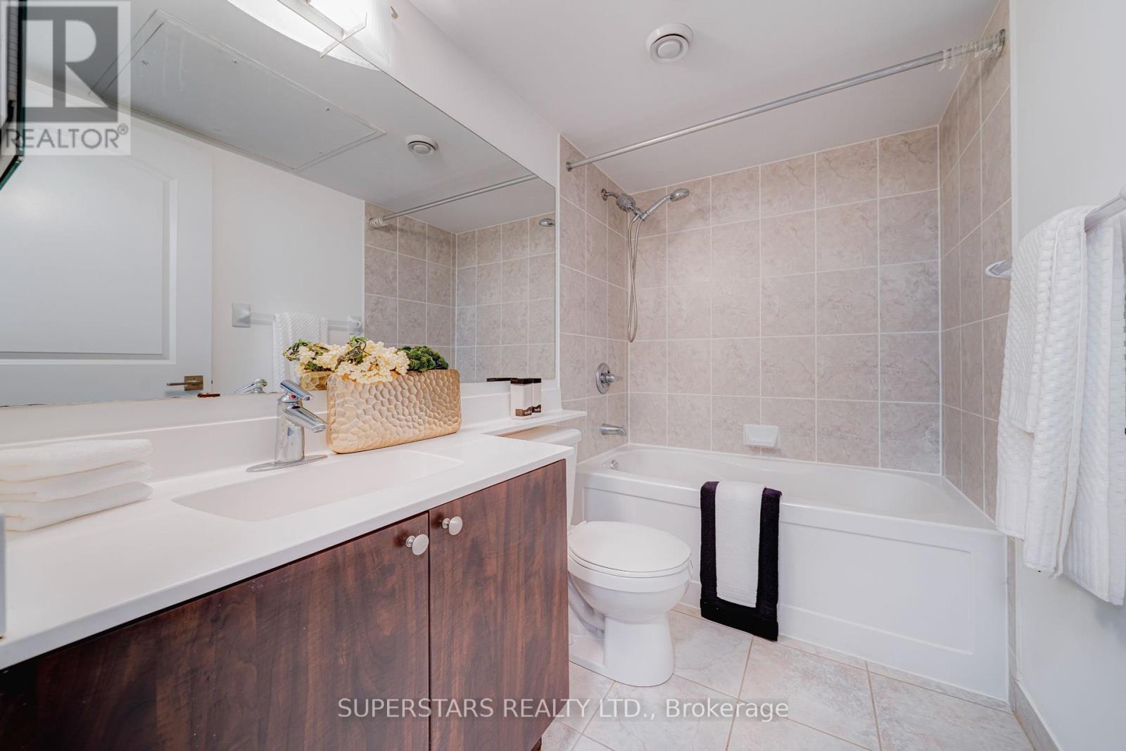 502 - 55 De Boers Drive, Toronto, Ontario  M3J 0G5 - Photo 20 - W12397356