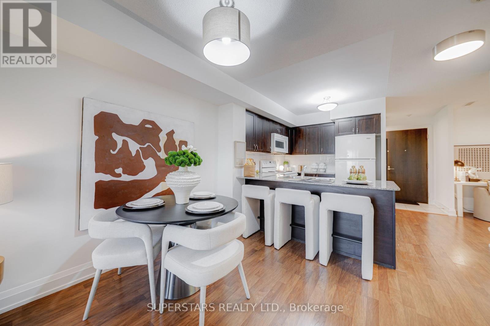 502 - 55 De Boers Drive, Toronto, Ontario  M3J 0G5 - Photo 7 - W12397356