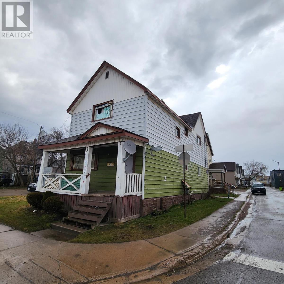 174 Andrew St, Sault Ste. Marie, Ontario  P6A 1N4 - Photo 1 - SM252592