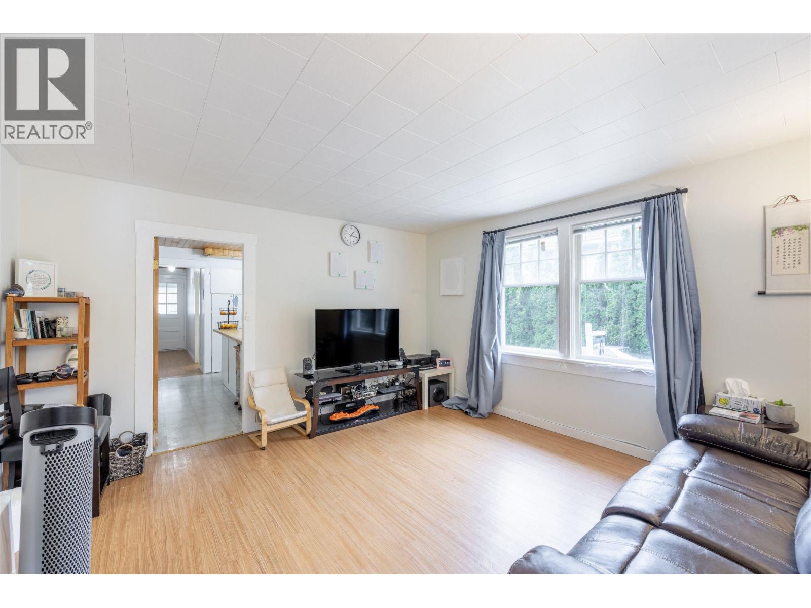 634 Rochester Avenue, Coquitlam, British Columbia  V3K 2V7 - Photo 5 - R3046543