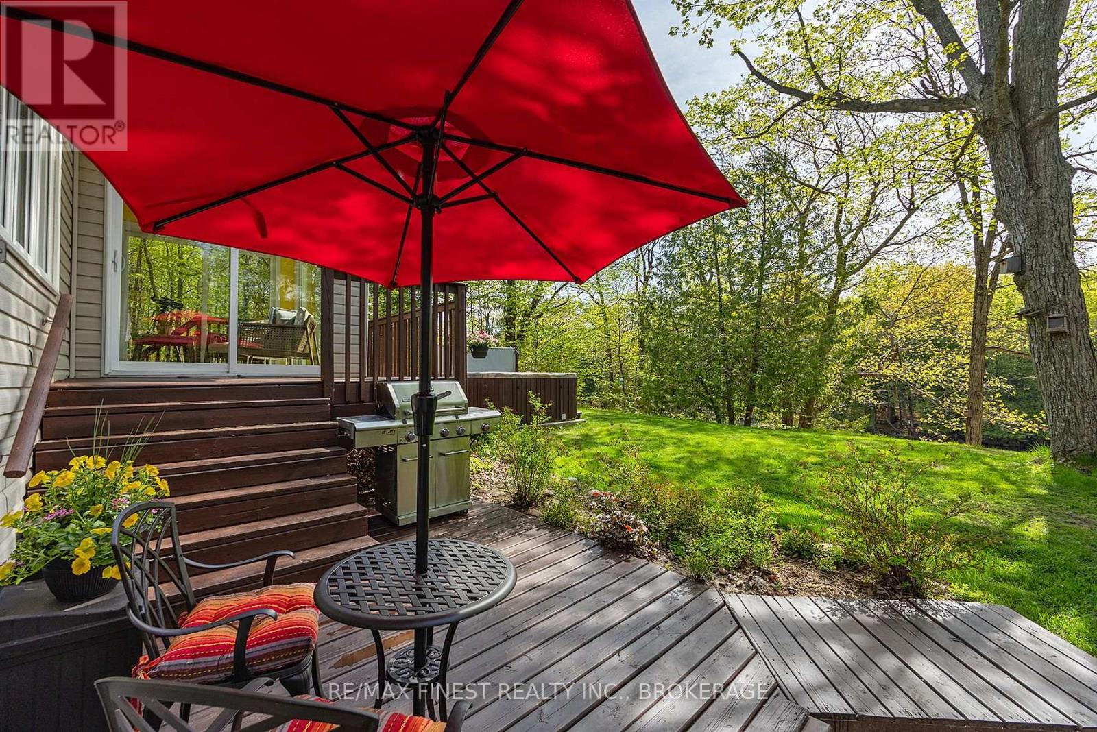 5885 Davey Drive, Frontenac, Ontario  K0H 2W0 - Photo 17 - X12397668