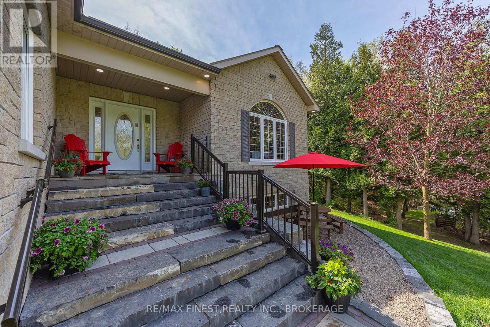 5885 Davey Drive, Frontenac, Ontario  K0H 2W0 - Photo 4 - X12397668
