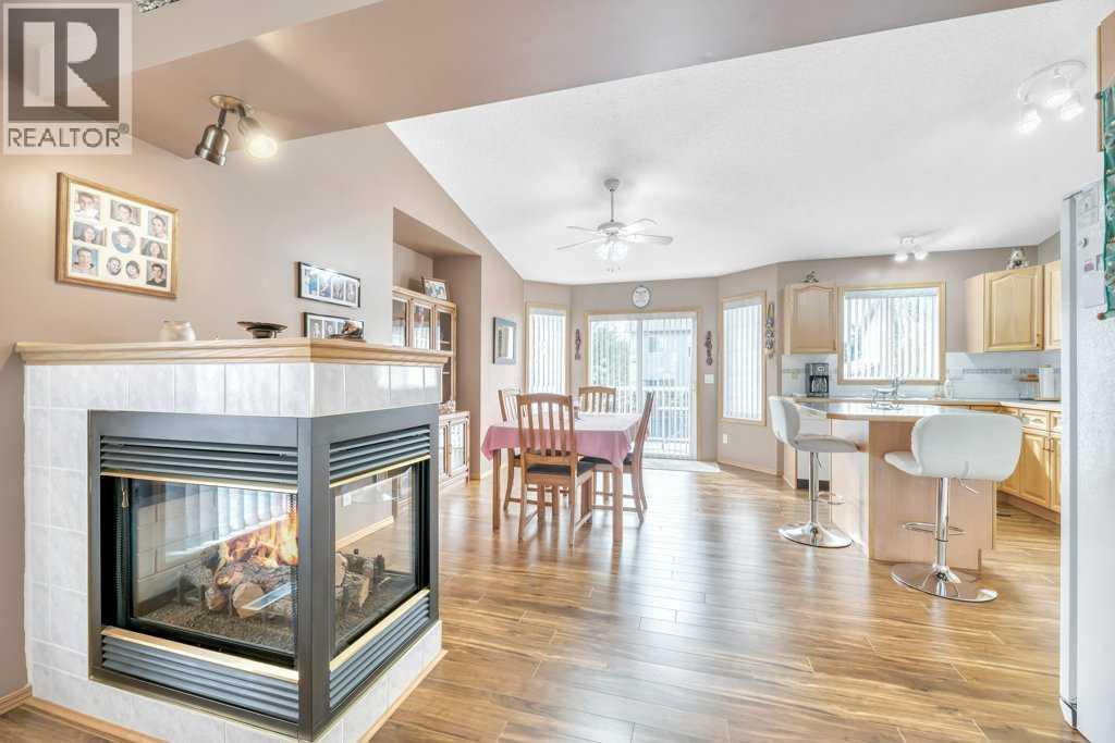 141 West Creek Crescent, Chestermere, Alberta  T1X 1H3 - Photo 17 - A2256072