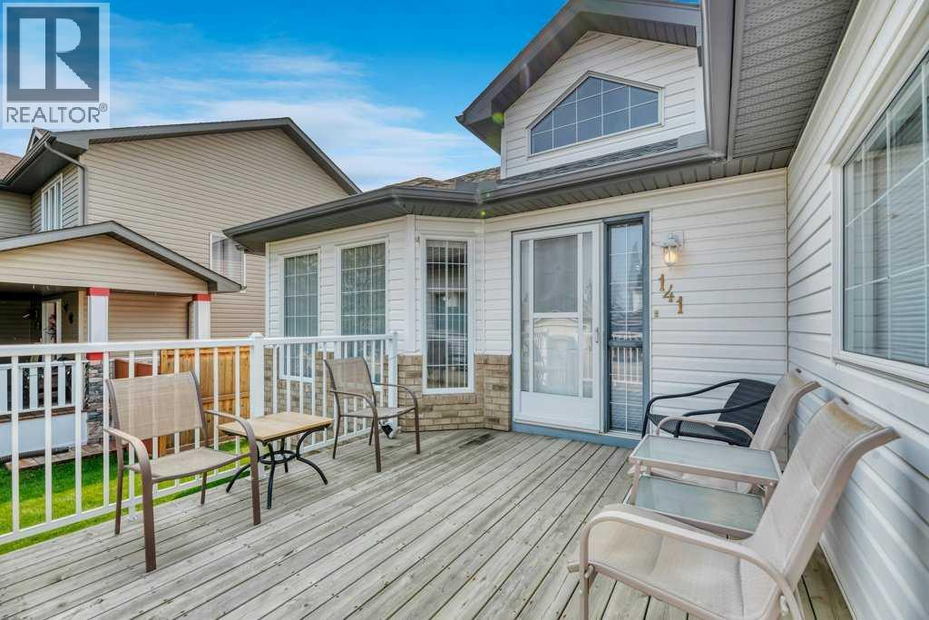 141 West Creek Crescent, Chestermere, Alberta  T1X 1H3 - Photo 3 - A2256072