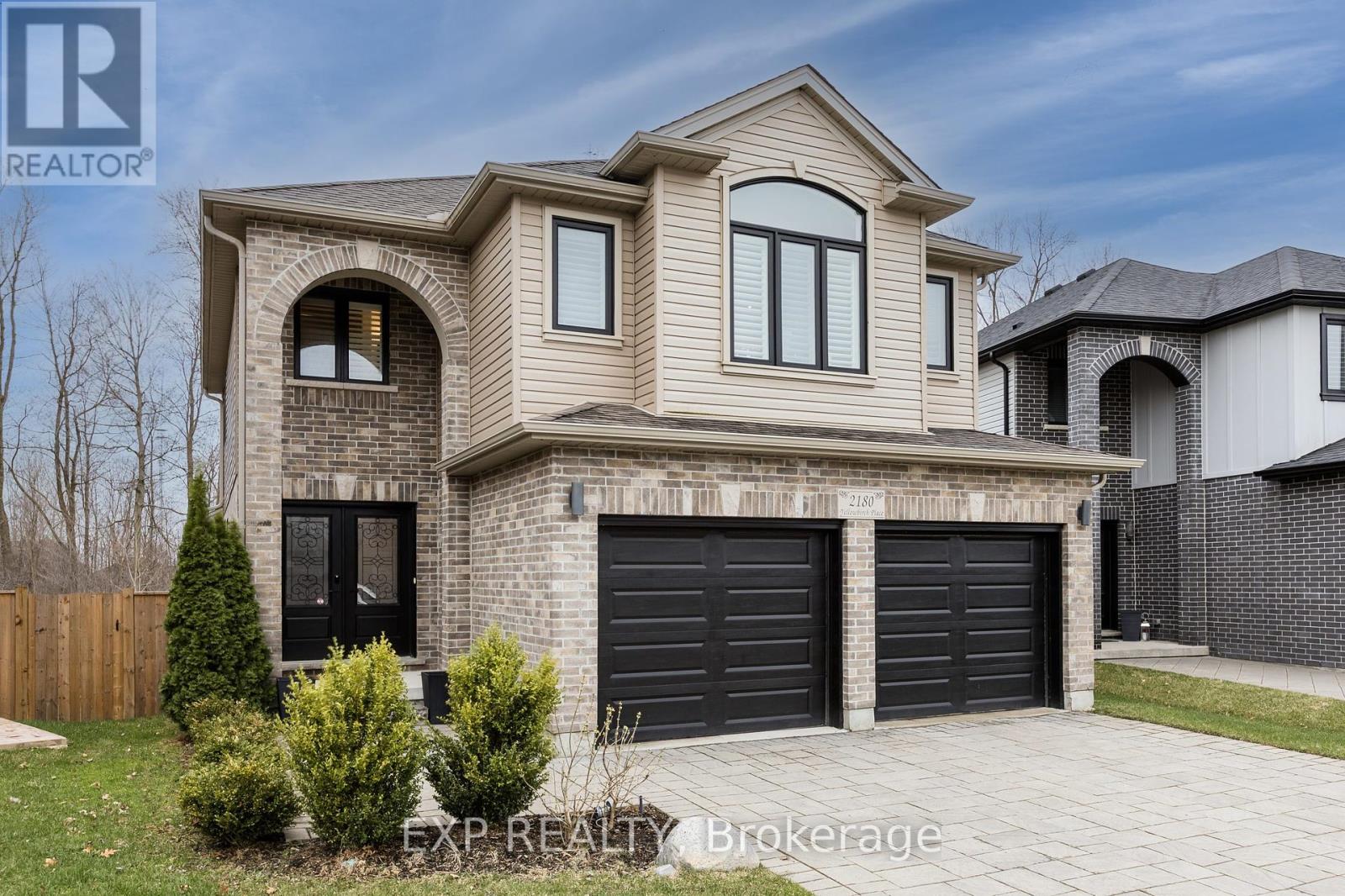 2180 Yellowbirch Place, London North, Ontario  N6G 5C1 - Photo 2 - X12397610