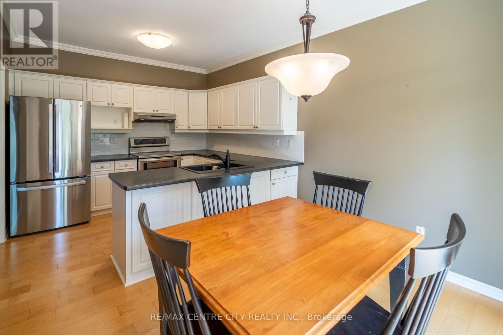 35 - 7 Cadeau Terrace, London South, Ontario  N6K 4S8 - Photo 22 - X12397673
