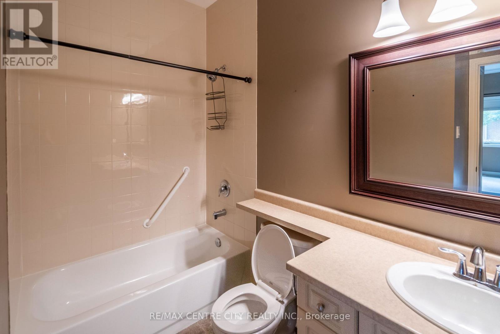 35 - 7 Cadeau Terrace, London South, Ontario  N6K 4S8 - Photo 28 - X12397673