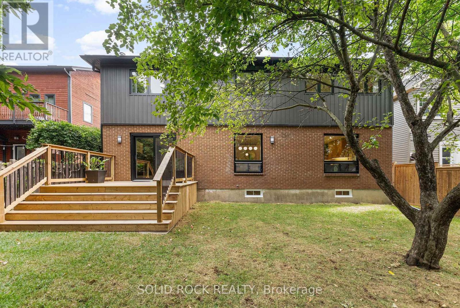 210 Carleton Avenue, Ottawa, Ontario  K1Y 0J3 - Photo 39 - X12397639