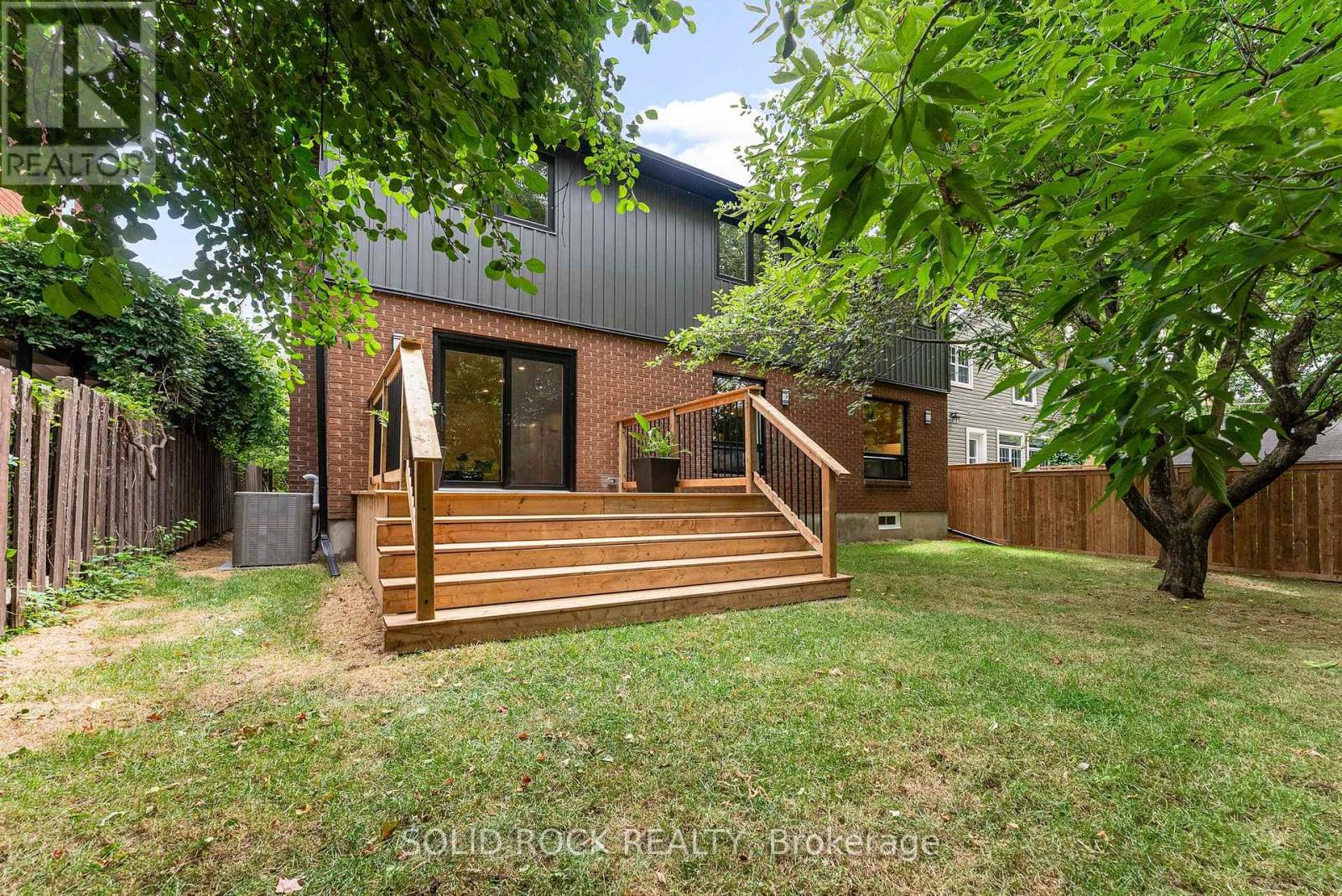 210 Carleton Avenue, Ottawa, Ontario  K1Y 0J3 - Photo 40 - X12397639