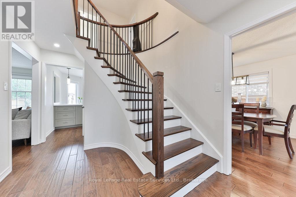 1531 Stoneybrook Trail, Oakville, Ontario  L6M 2R4 - Photo 19 - W12397619