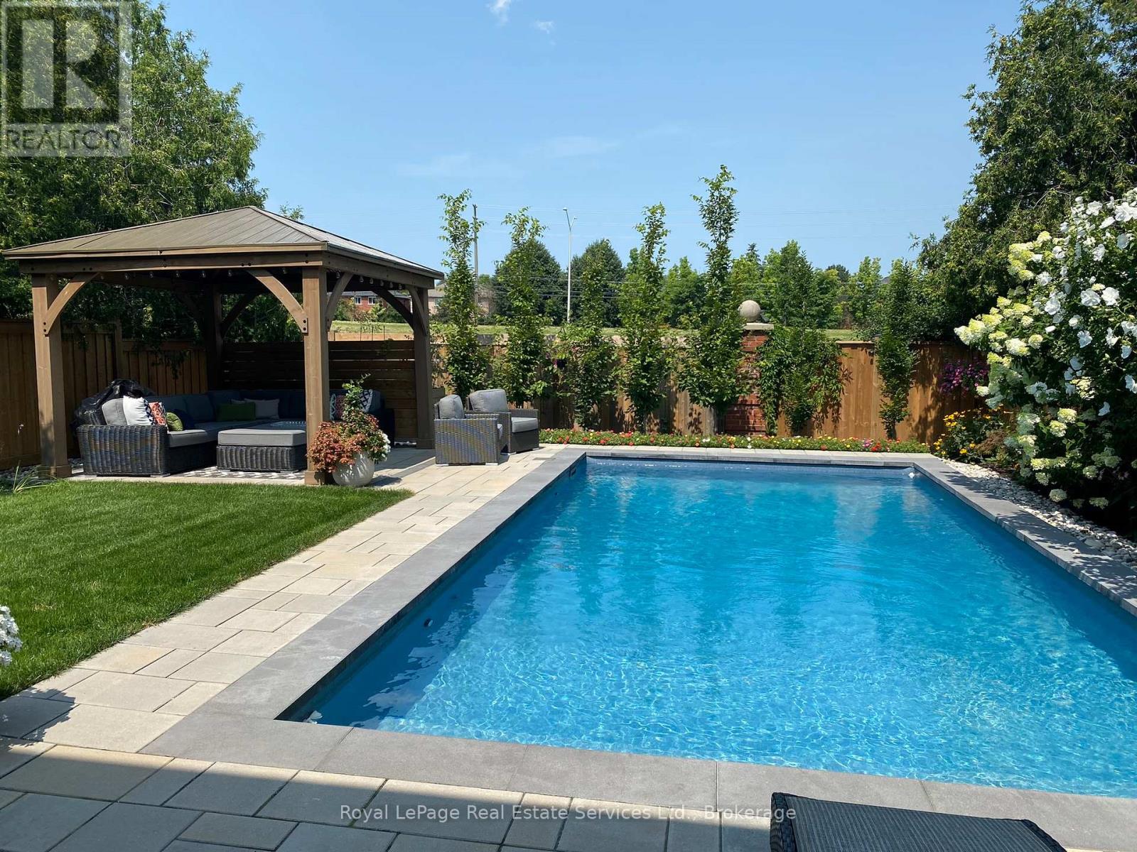 1531 Stoneybrook Trail, Oakville, Ontario  L6M 2R4 - Photo 35 - W12397619
