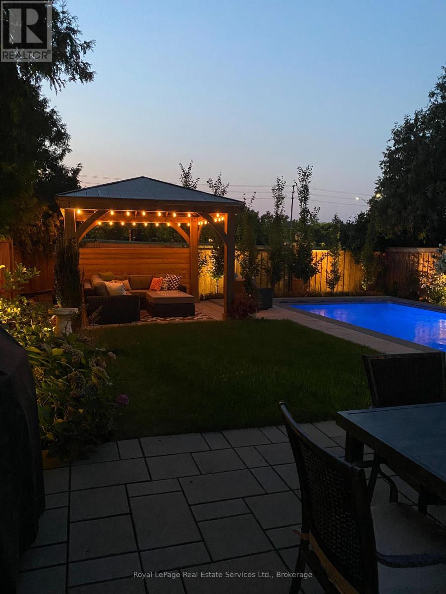 1531 Stoneybrook Trail, Oakville, Ontario  L6M 2R4 - Photo 38 - W12397619