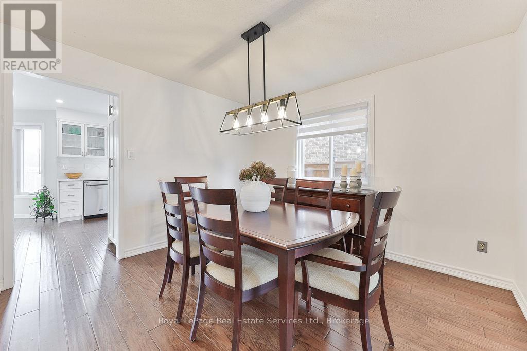 1531 Stoneybrook Trail, Oakville, Ontario  L6M 2R4 - Photo 7 - W12397619