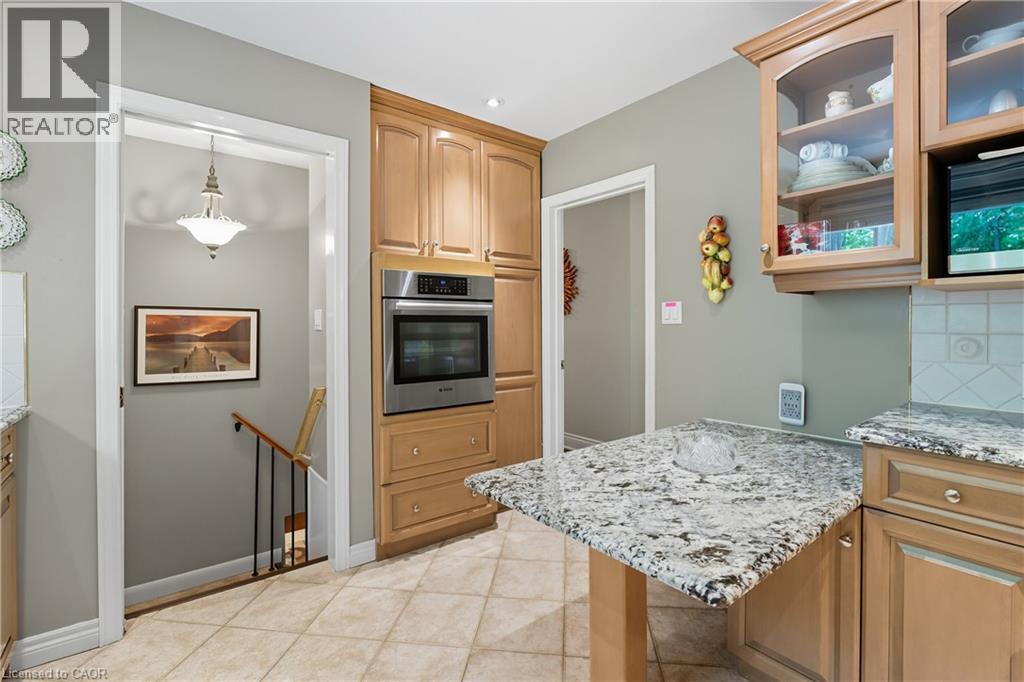 894 Bishop Place, Ancaster, Ontario  L9G 3E5 - Photo 15 - 40768783