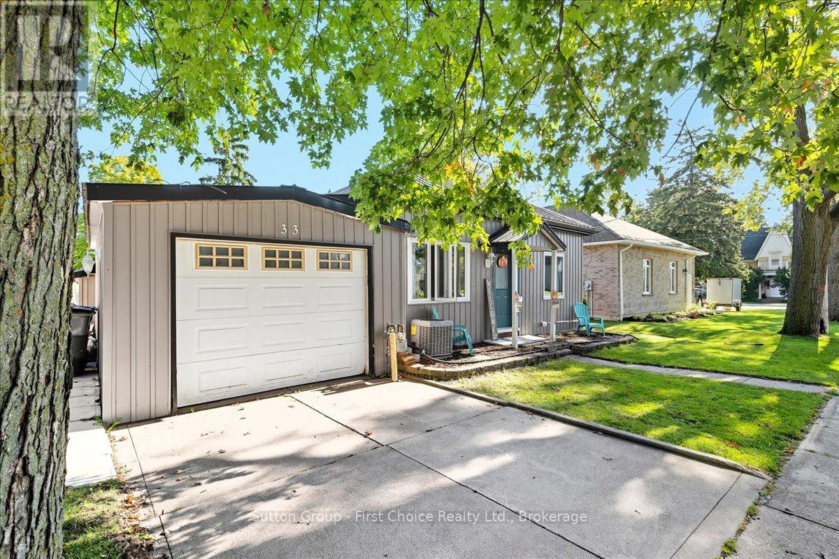 33 Victoria Street, West Perth, Ontario  N0K 1N0 - Photo 3 - X12397623