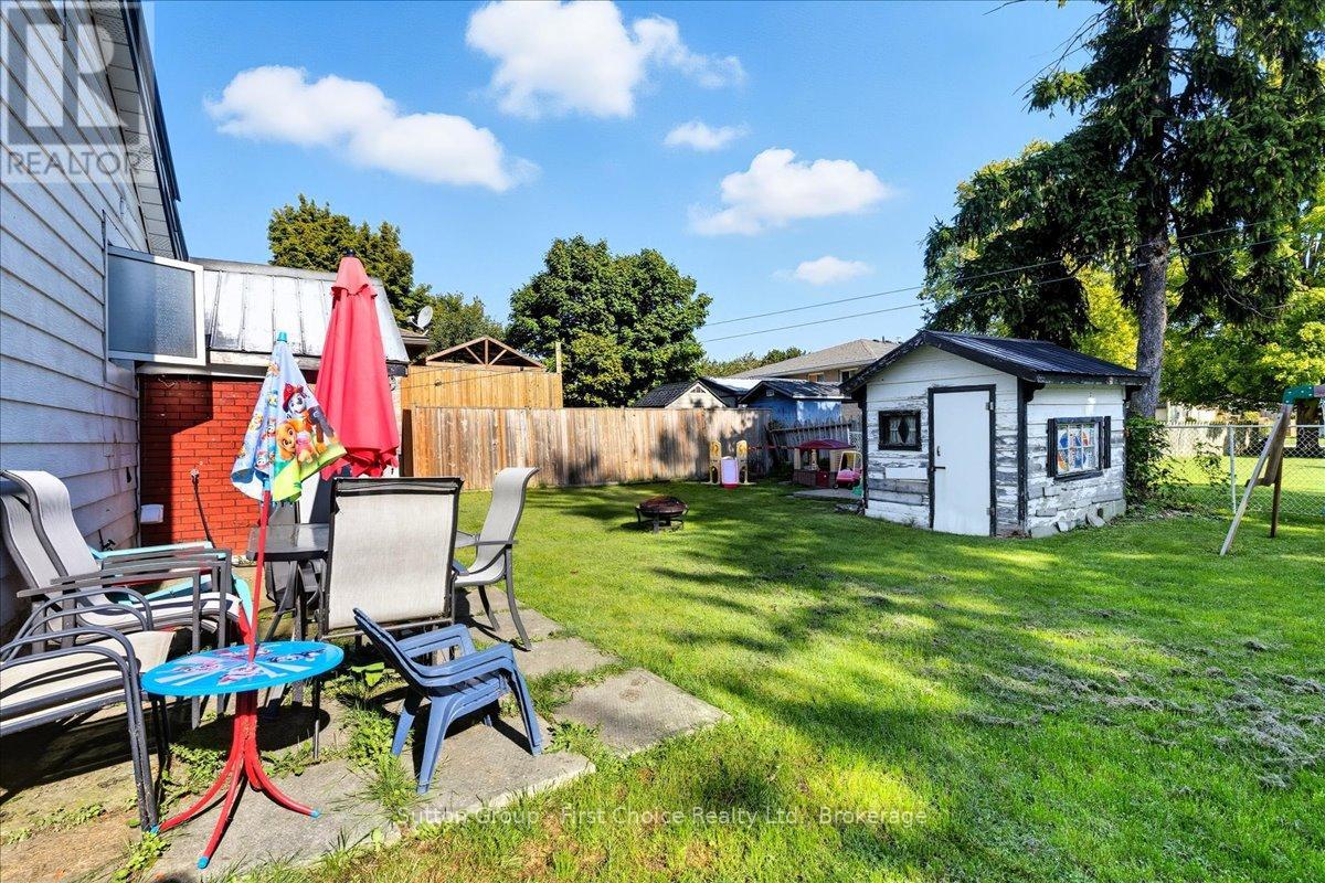 33 Victoria Street, West Perth, Ontario  N0K 1N0 - Photo 33 - X12397623