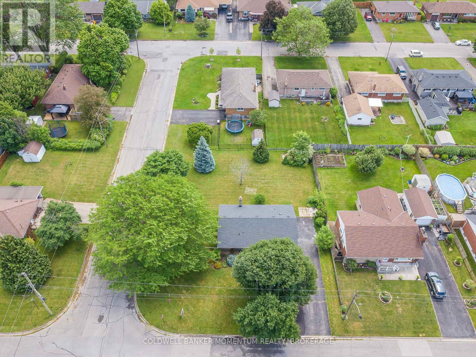 23 & 29 Dexter Drive, Welland, Ontario  L3C 2Y8 - Photo 7 - X12397606