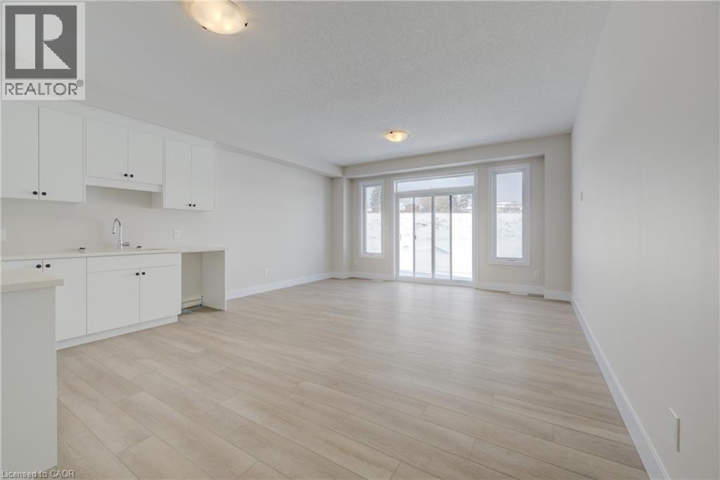 163 Dunnigan Drive, Kitchener, Ontario  N2B 0B1 - Photo 8 - 40768532